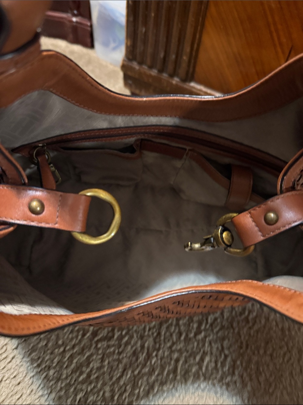 Cole Haan Genevieve Optical
Weave Tan Leather Hobo
Shoulder Bag Handbag - Picture 3 of 10